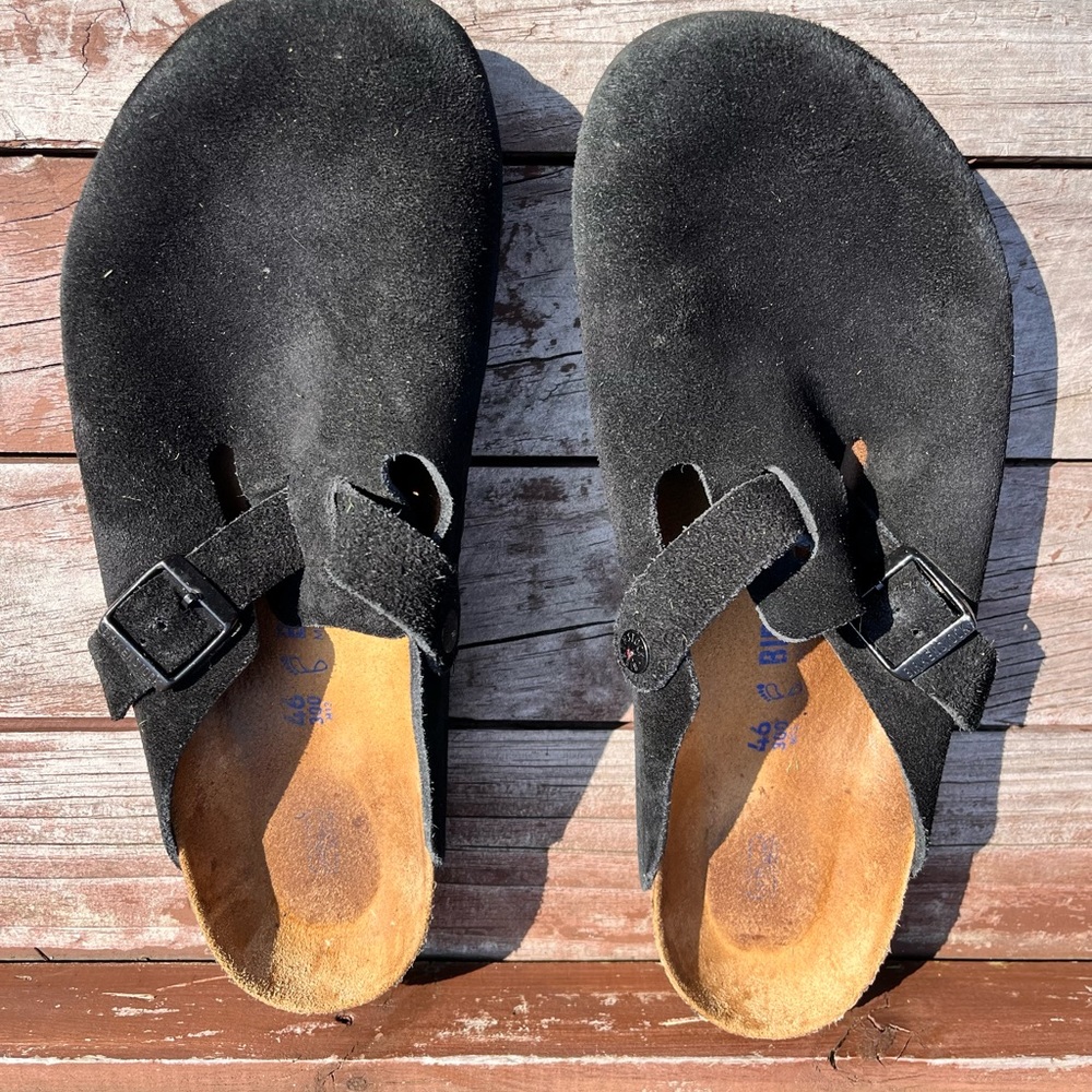 Black size 13 Boston Birkenstocks